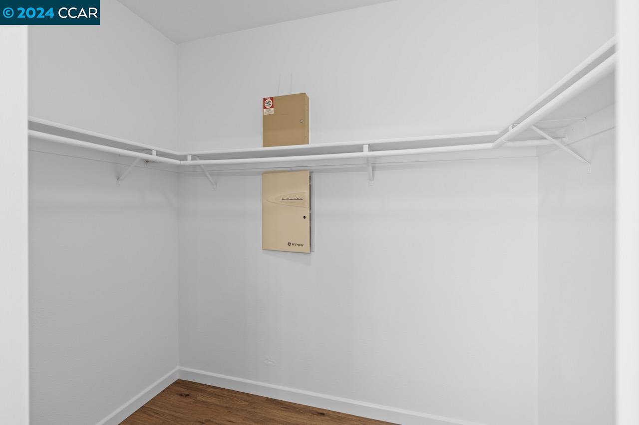 1046 Bending Willow Way