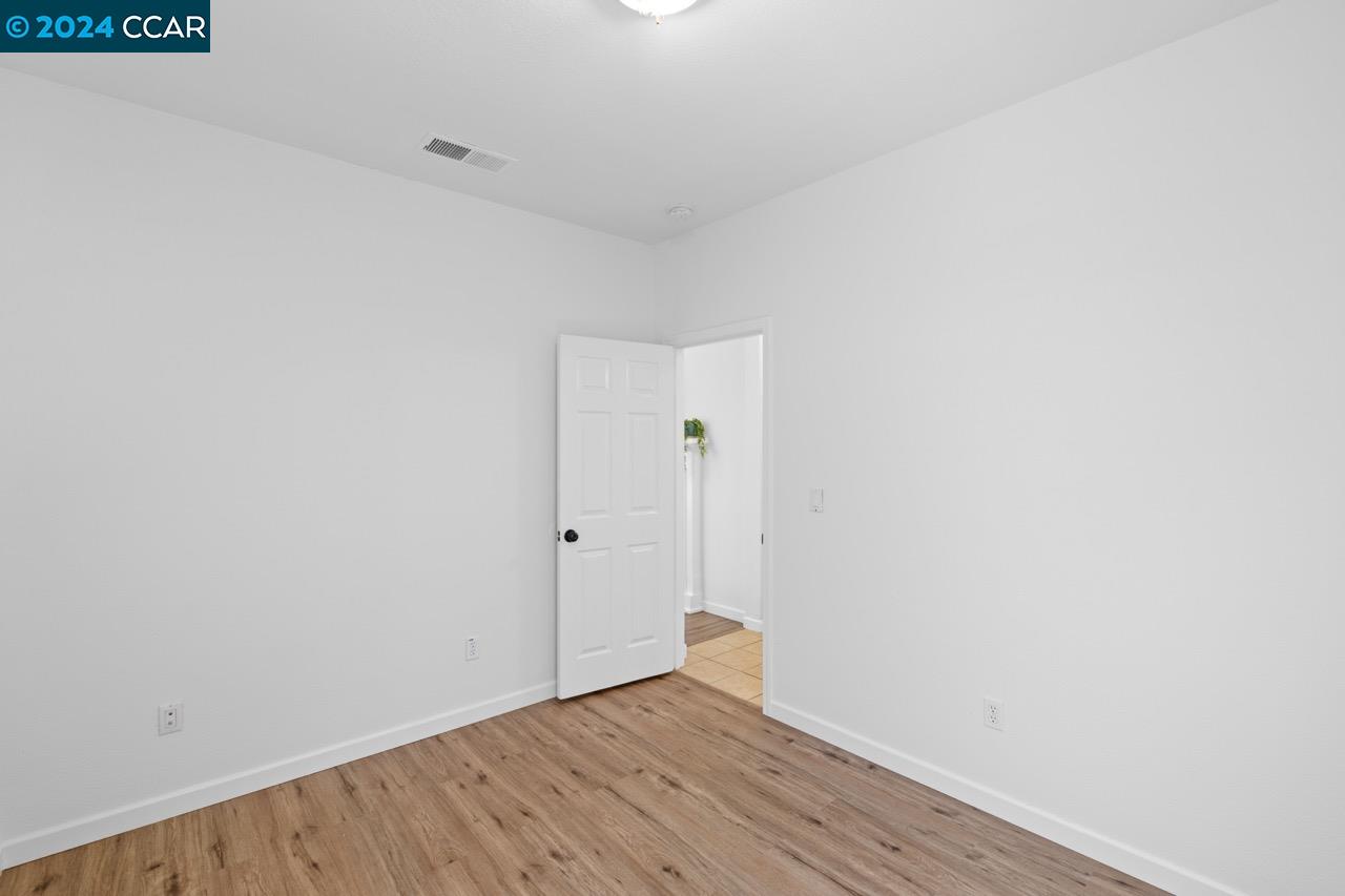 1046 Bending Willow Way