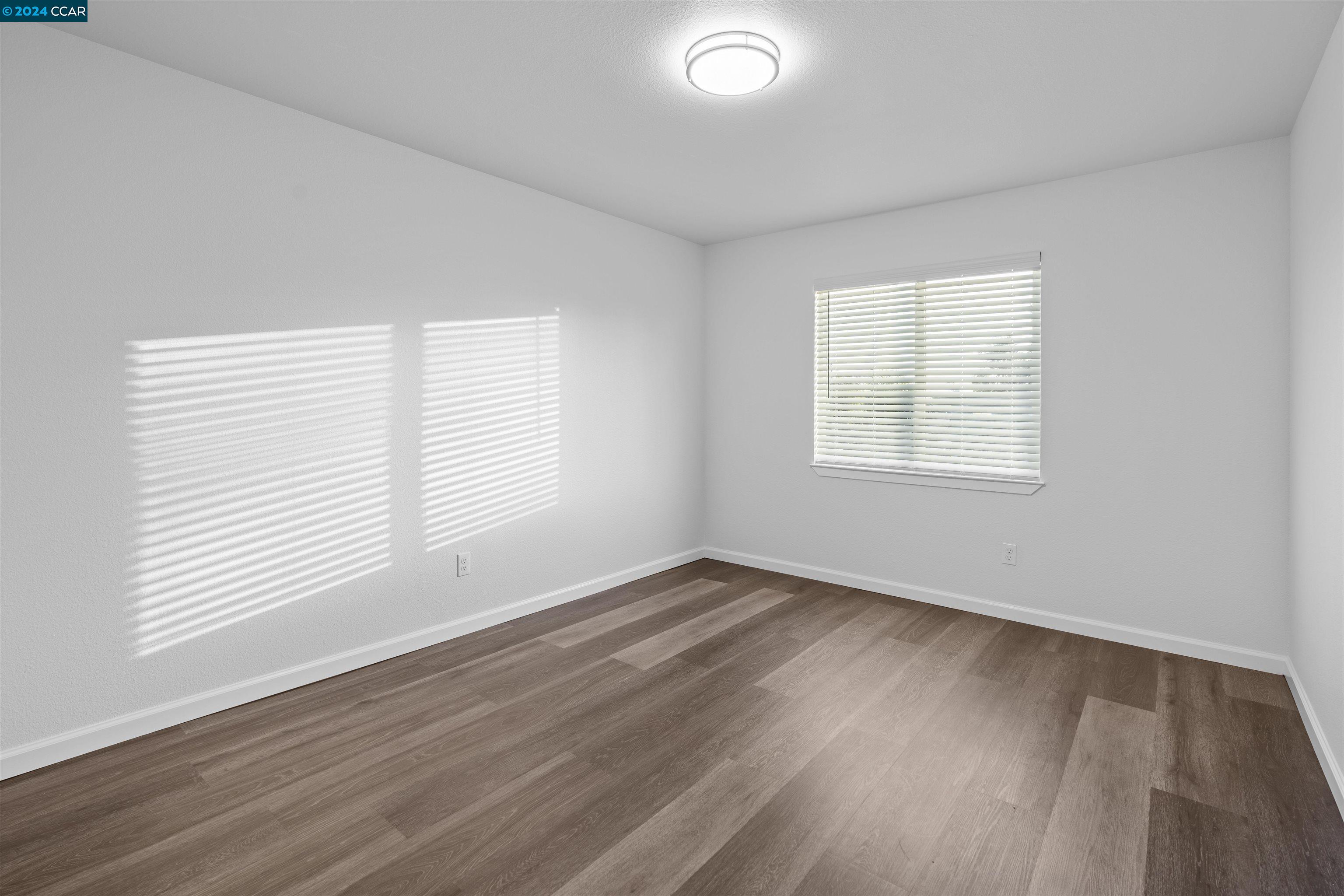 7874-7876 Bancroft Ave.