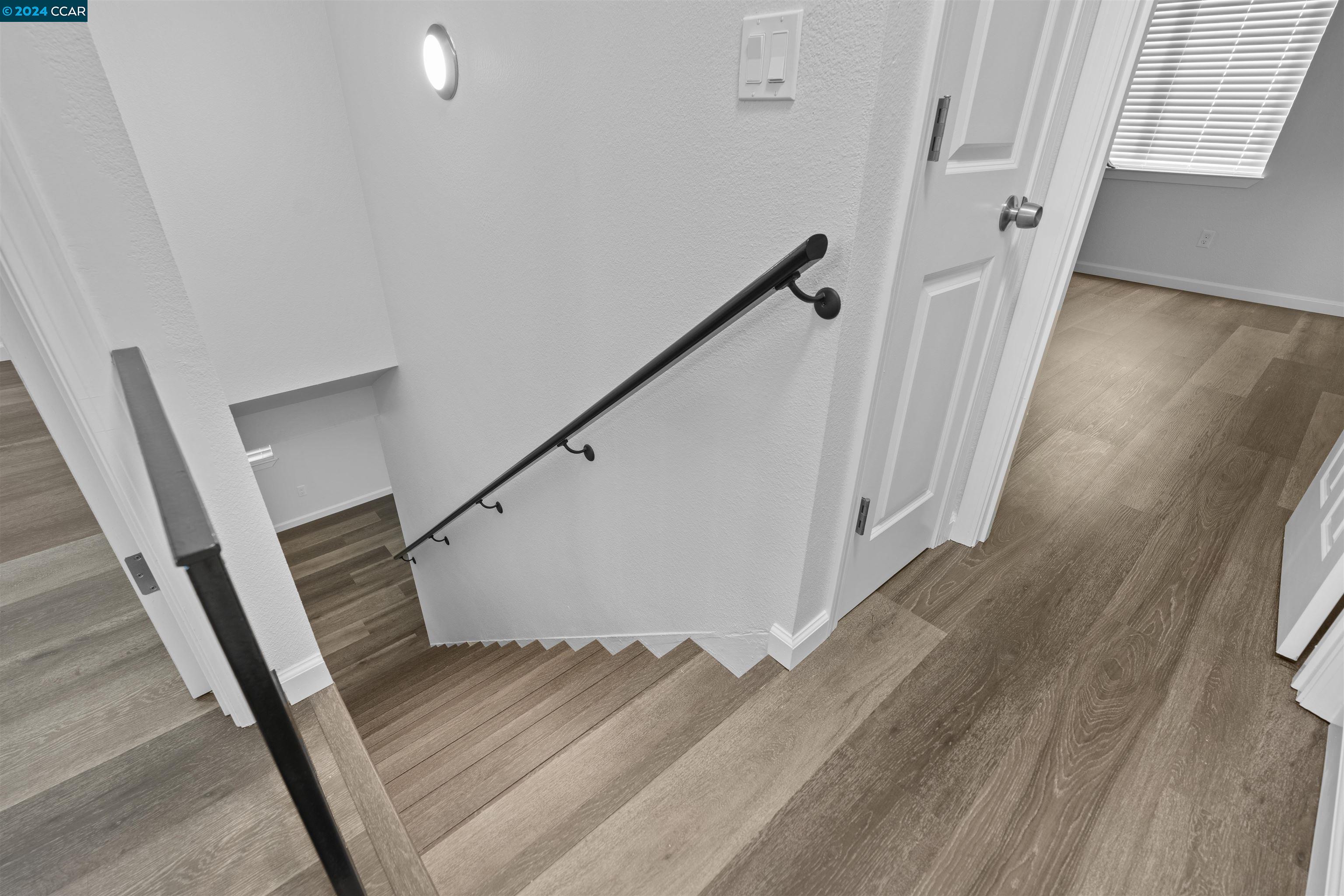 7874-7876 Bancroft Ave.