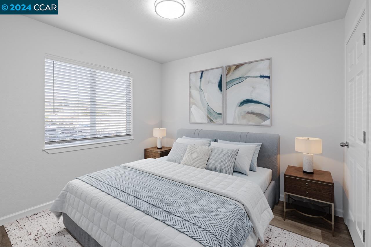 7874-7876 Bancroft Ave.