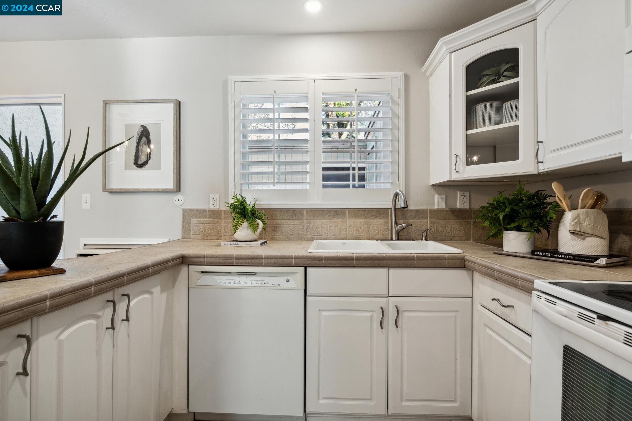 3055 Treat Blvd # 31