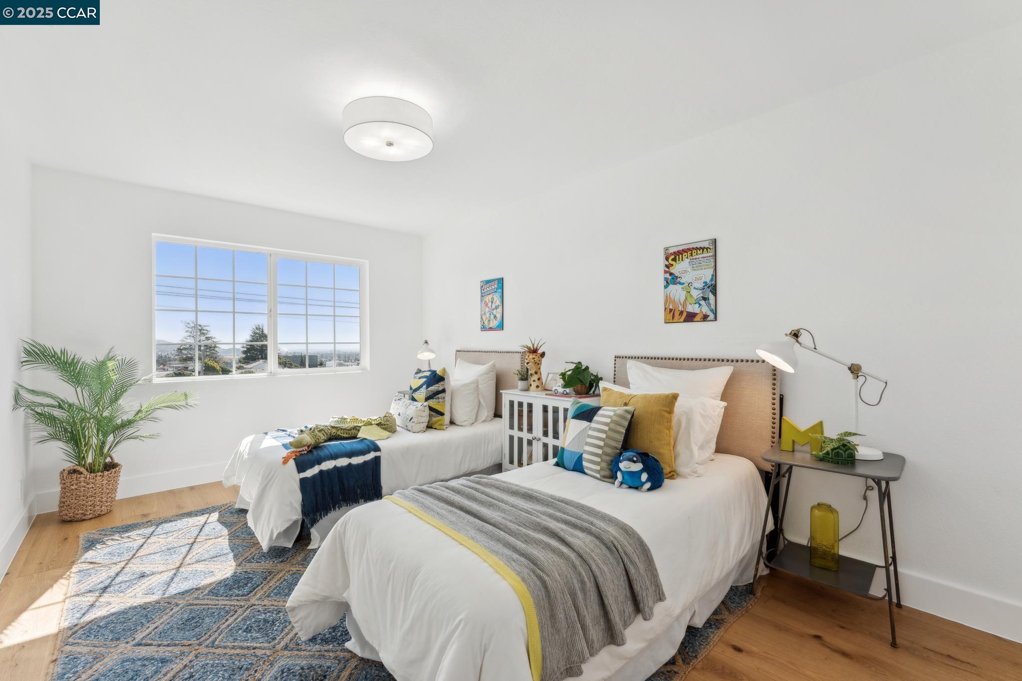 2144 Pomar Vista St.