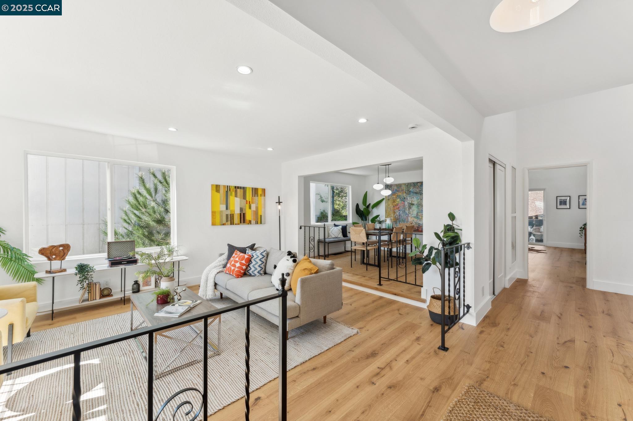 2144 Pomar Vista St.