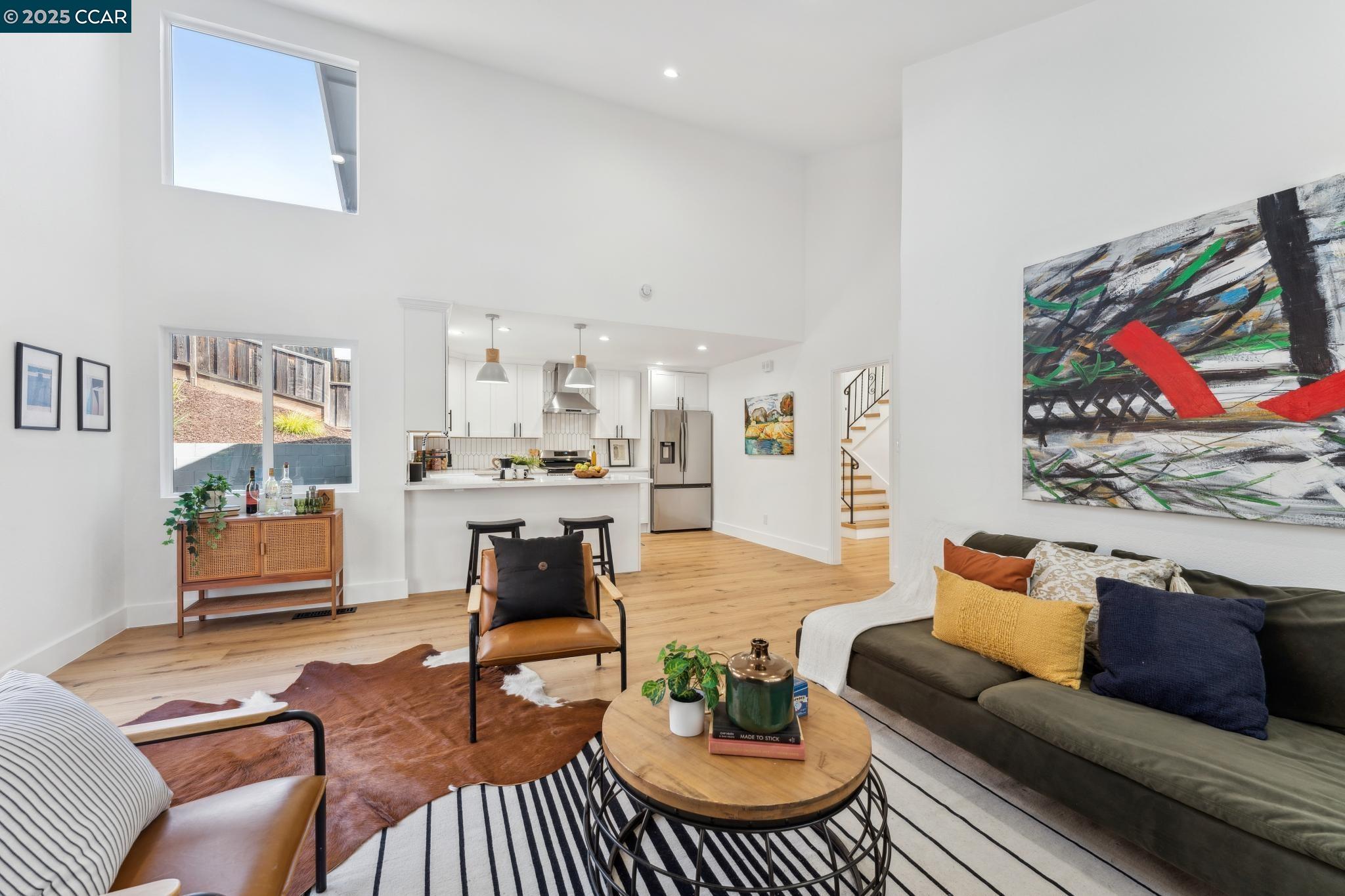 2144 Pomar Vista St.