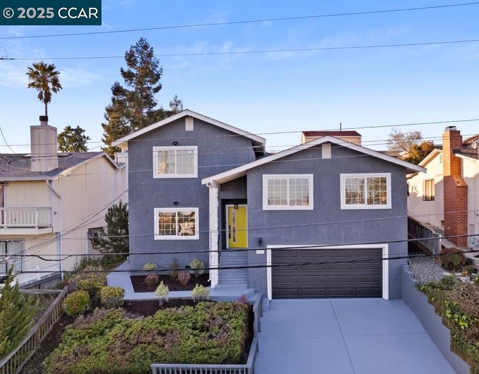 2144 Pomar Vista St.