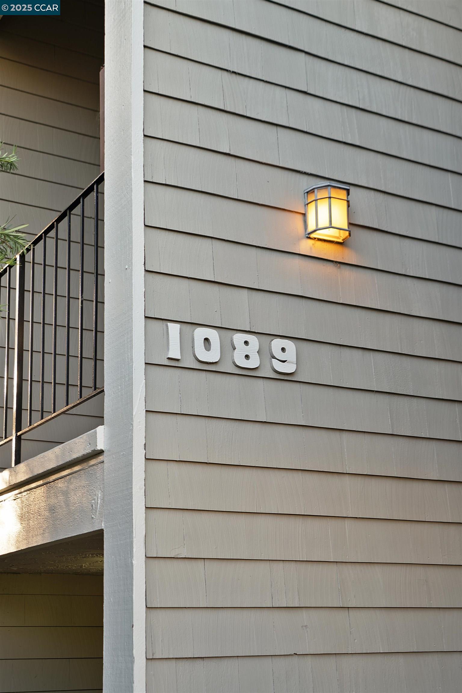 1089 Wesley Court # 8