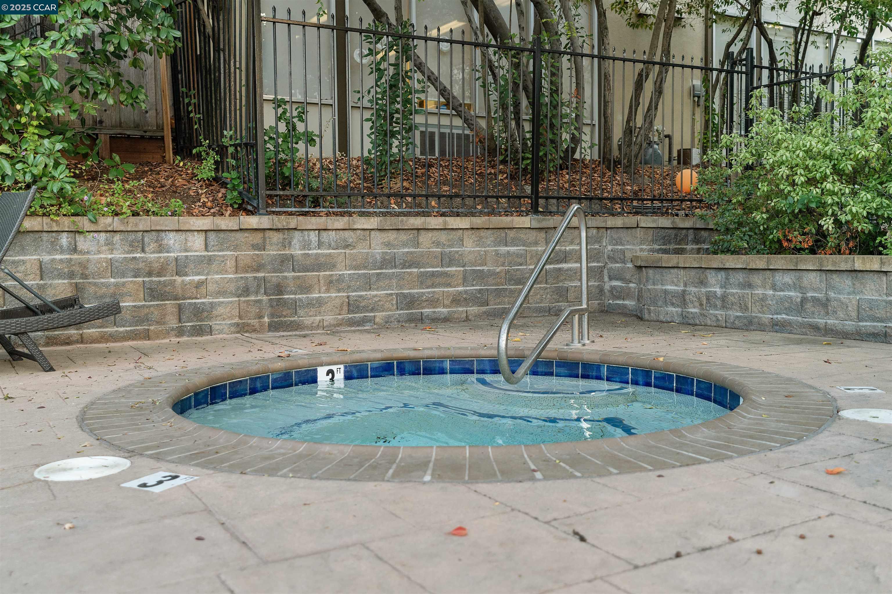 1089 Wesley Court # 8