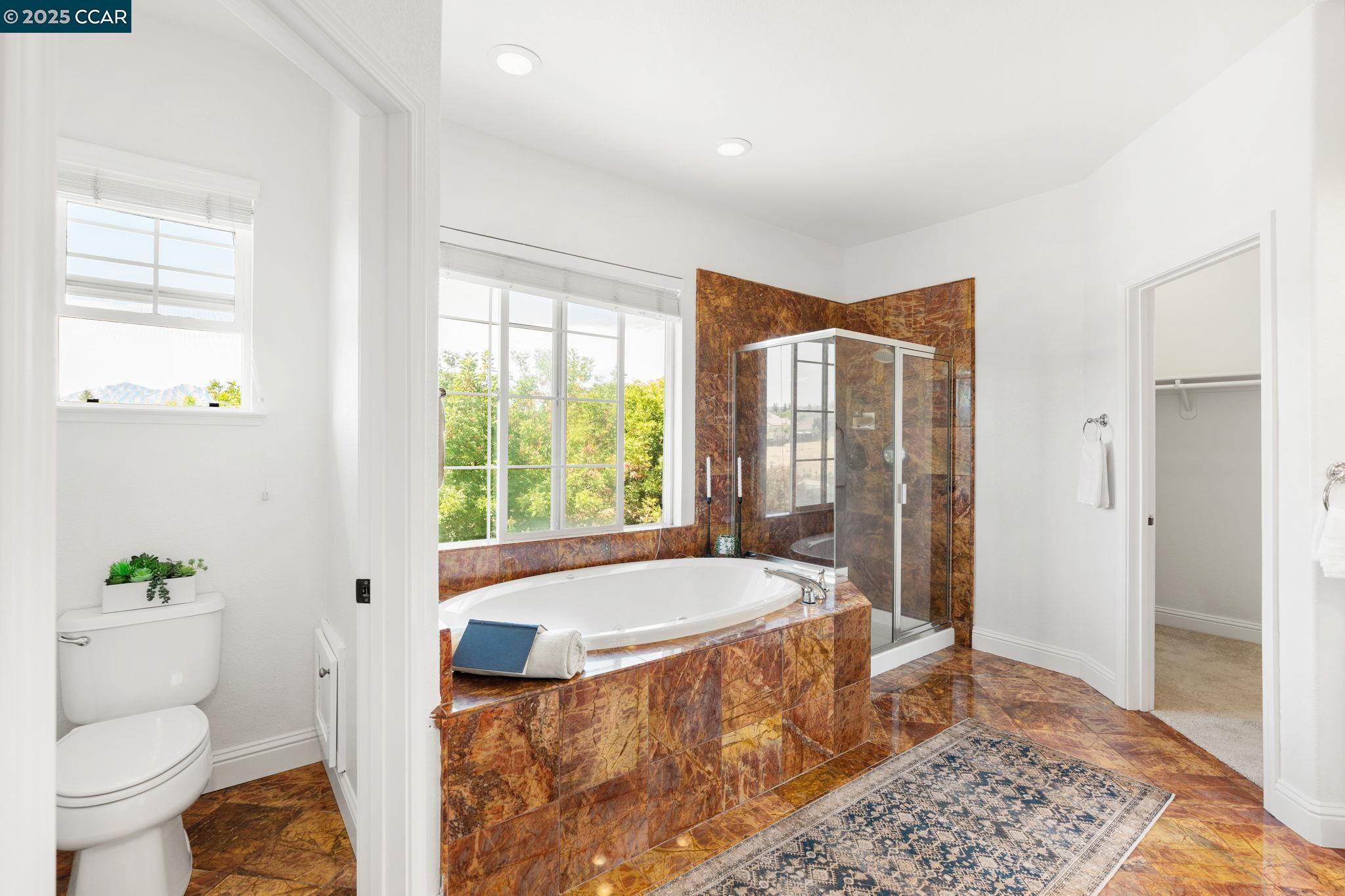 101 Pebble Ct