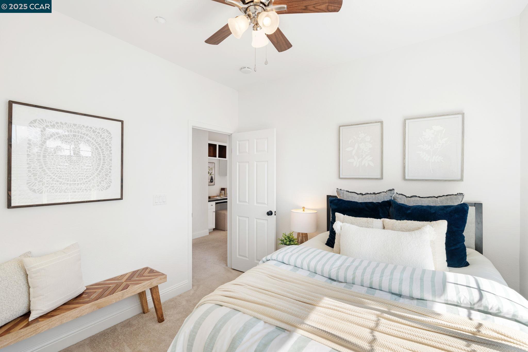 101 Pebble Ct