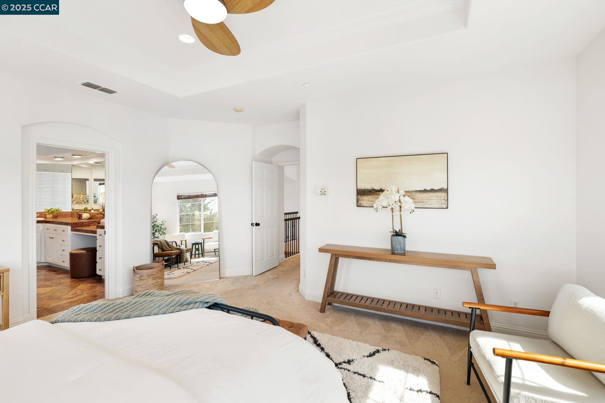 101 Pebble Ct