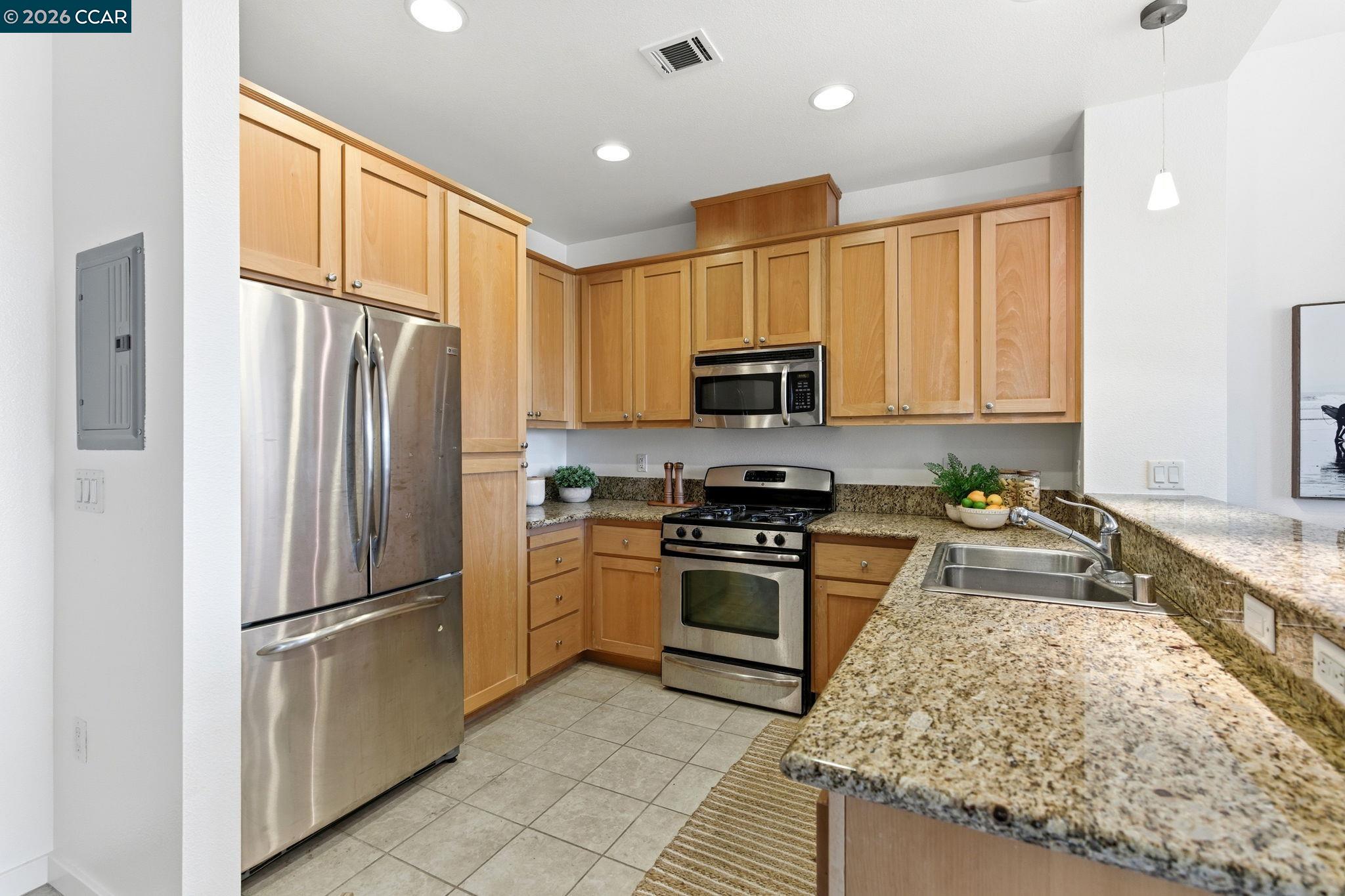 1488 El Camino Real # P5