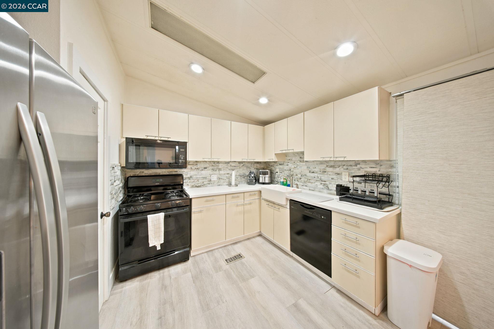 190 Medina Dr # 263