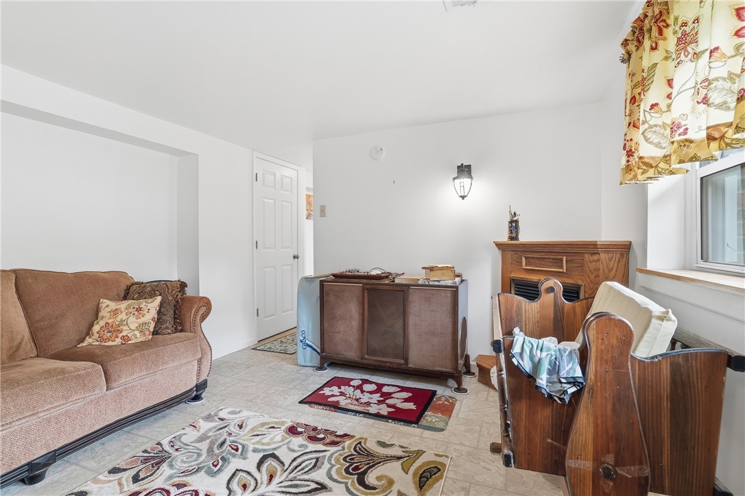 566 Sautter Dr