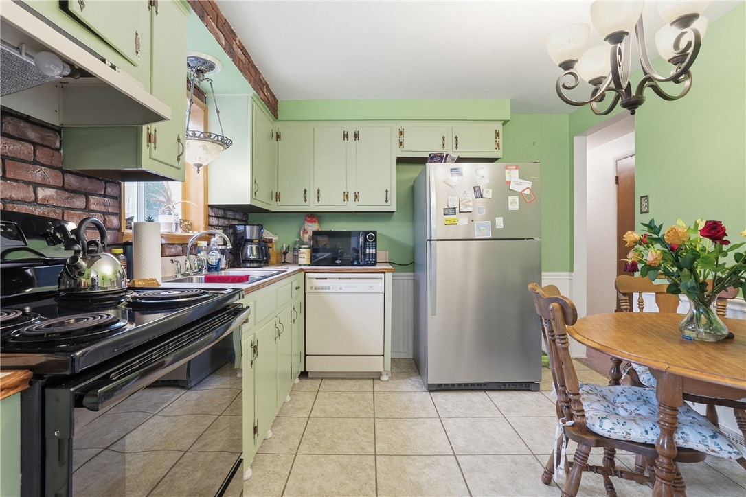 566 Sautter Dr