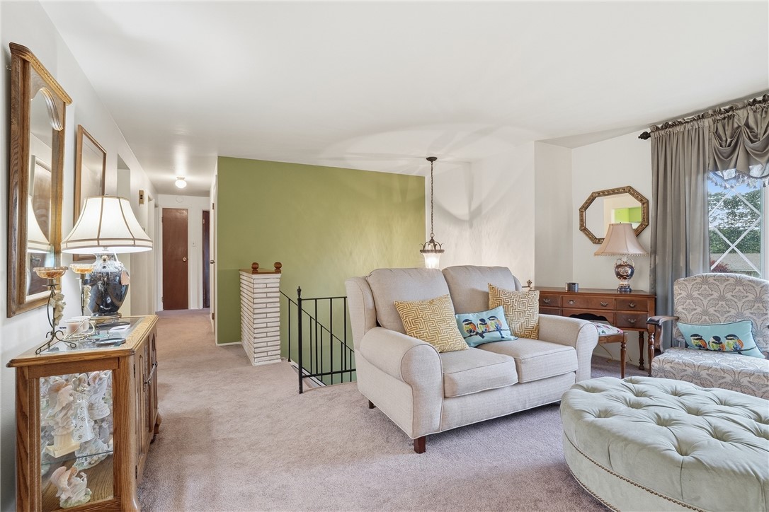 566 Sautter Dr