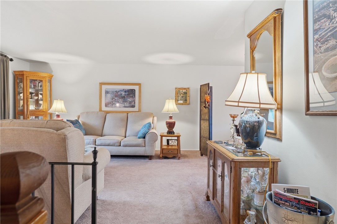 566 Sautter Dr