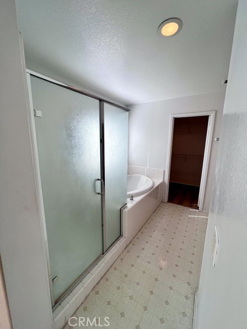 29751 Maxmillian Avenue