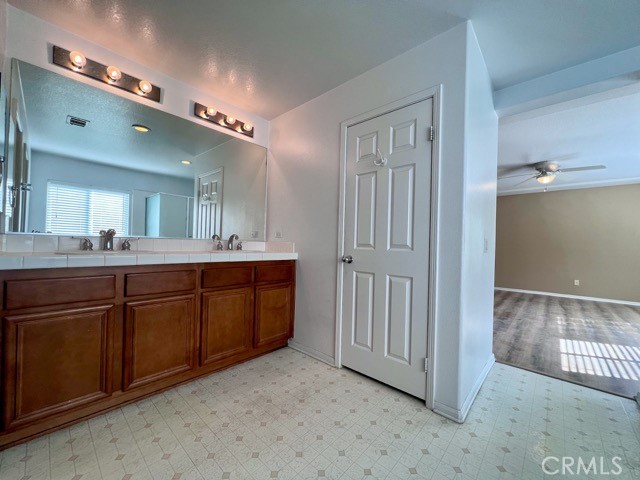 29751 Maxmillian Avenue