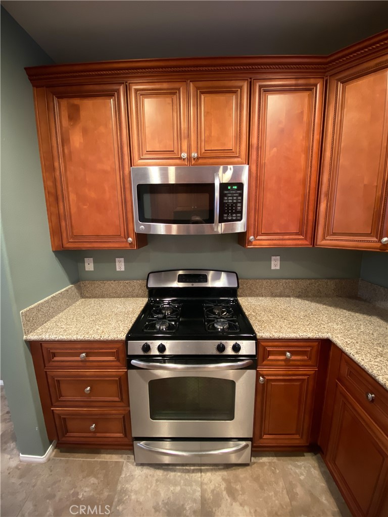 31925 Red Pine Way Unit: 77