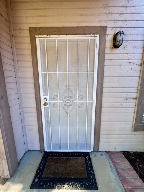 25911 Faircrest Circle