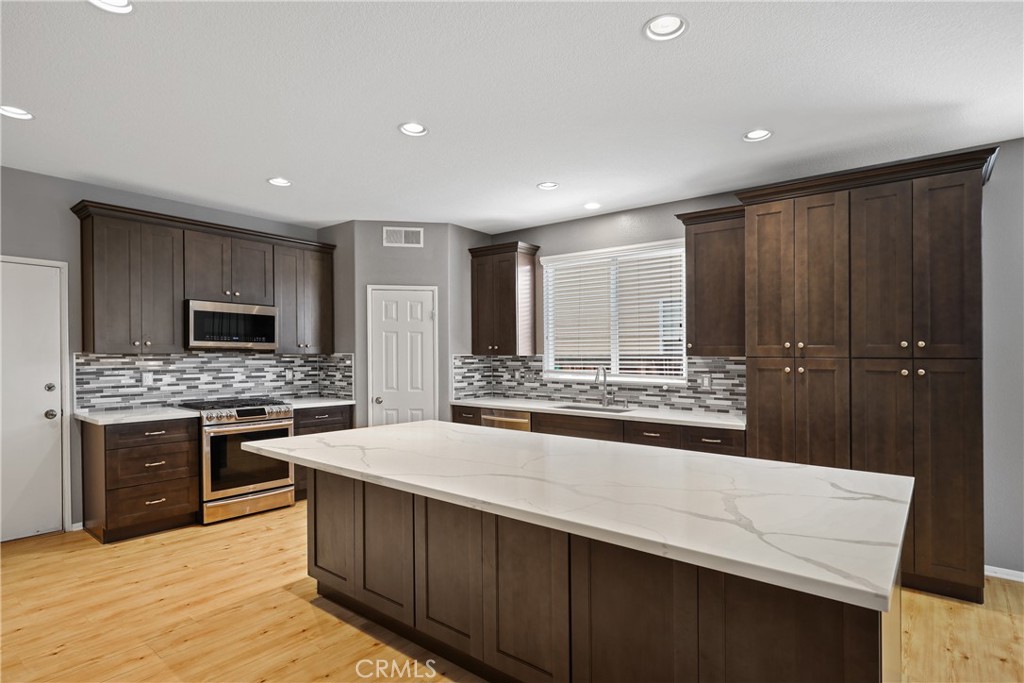 23693 Morning Glory Drive