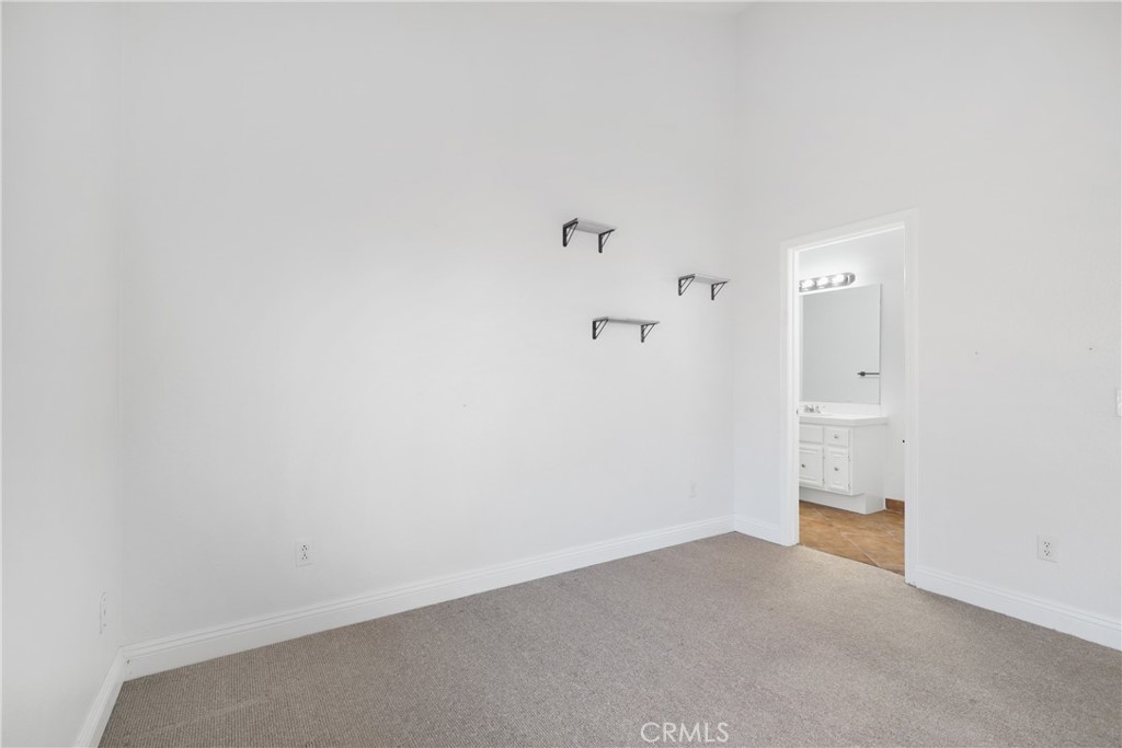 39705 Via Las Palmas