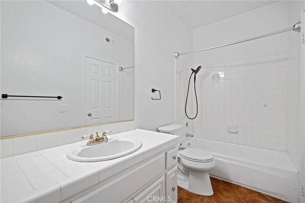 39705 Via Las Palmas