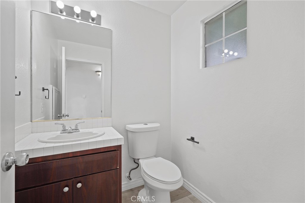 39705 Via Las Palmas