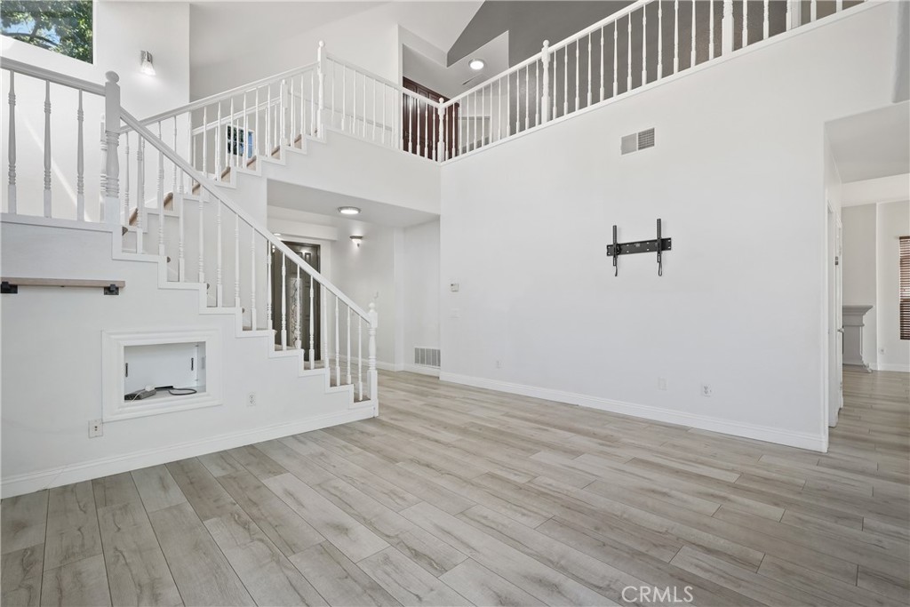 39705 Via Las Palmas