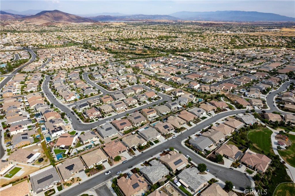 30374 Redding Avenue