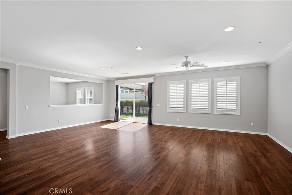 30374 Redding Avenue