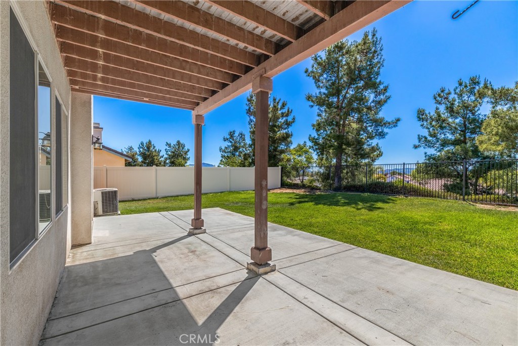 42631 Hussar Court