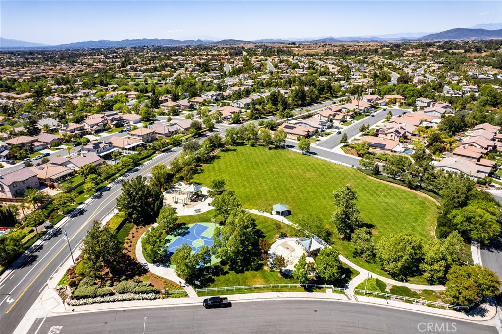 42631 Hussar Court