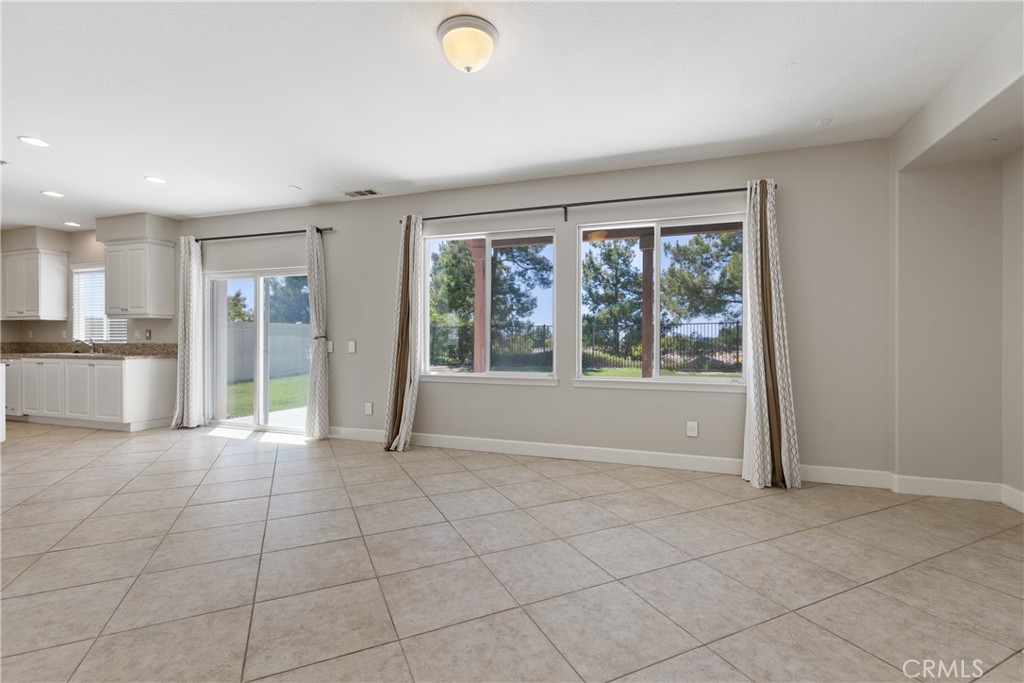 42631 Hussar Court