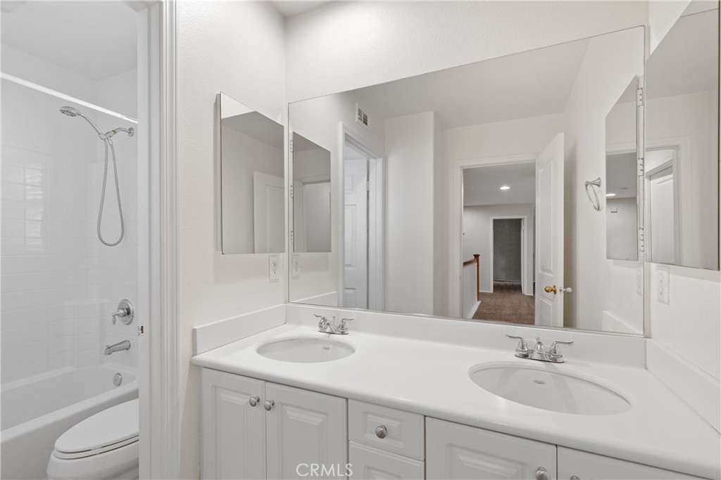 42631 Hussar Court