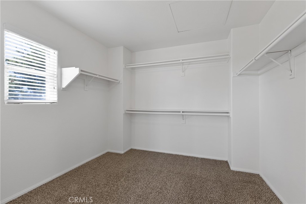 42631 Hussar Court