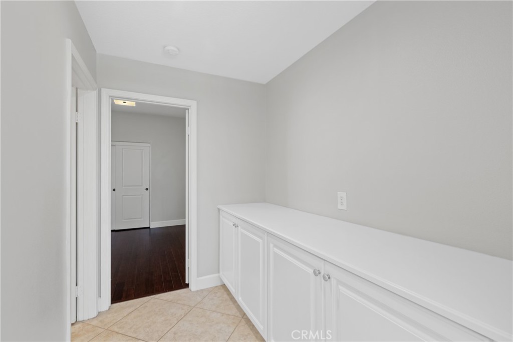 42631 Hussar Court