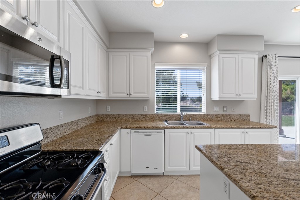 42631 Hussar Court