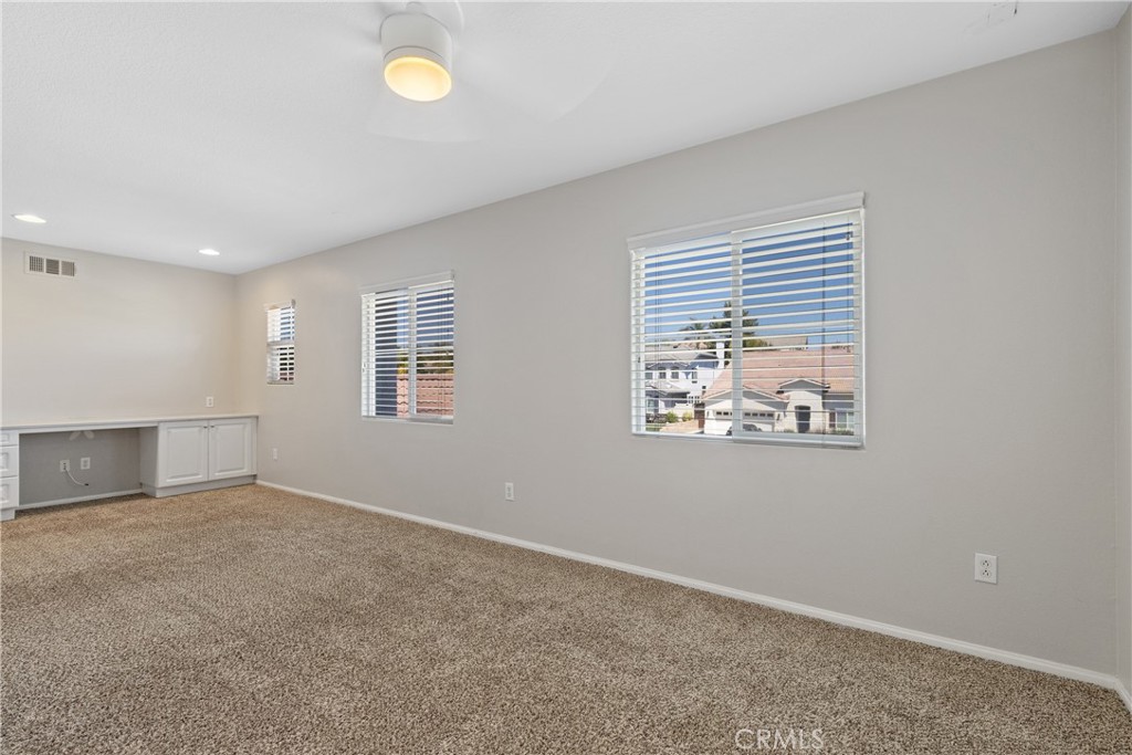 42631 Hussar Court