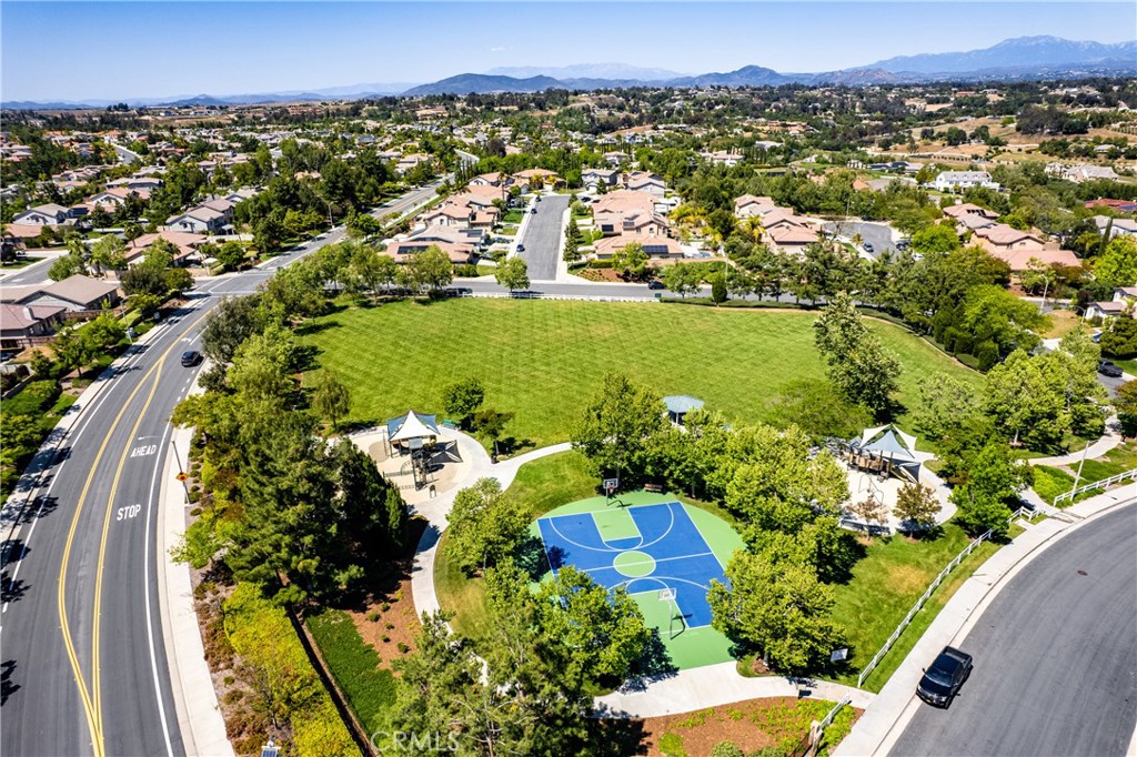 42631 Hussar Court
