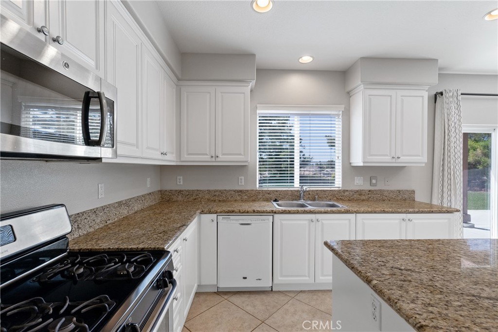 42631 Hussar Court