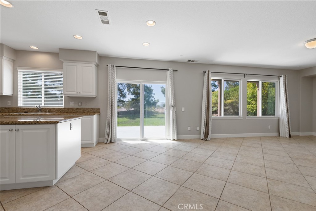 42631 Hussar Court