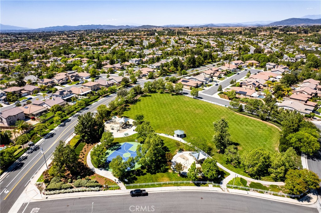 42631 Hussar Court