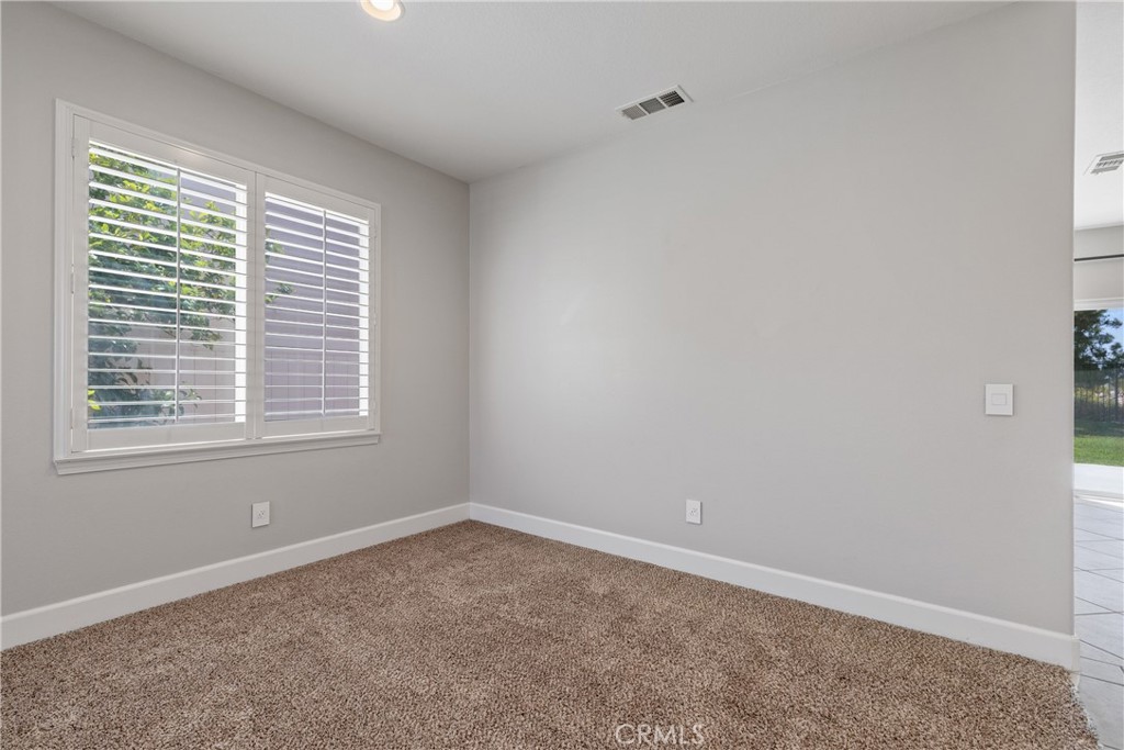 42631 Hussar Court