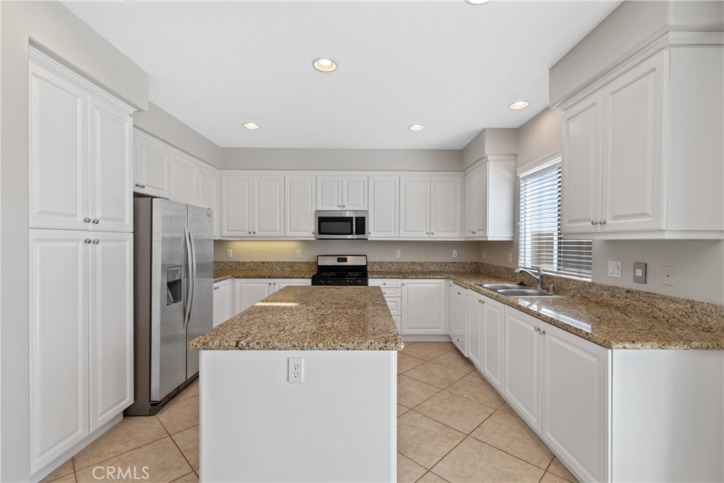 42631 Hussar Court