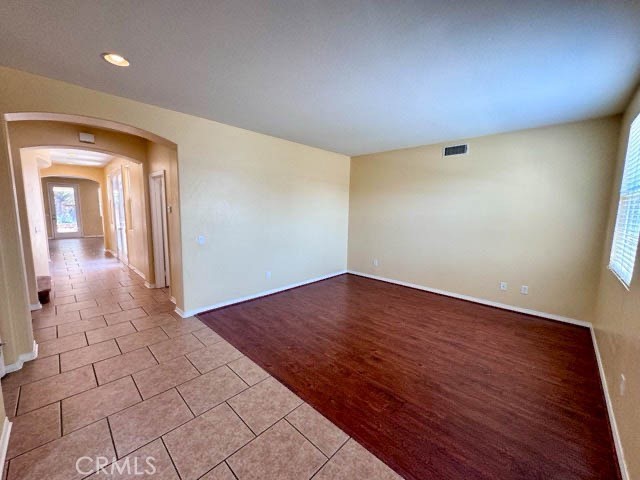 36907 Cottonwood Street