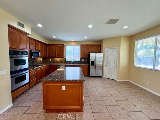 36907 Cottonwood Street