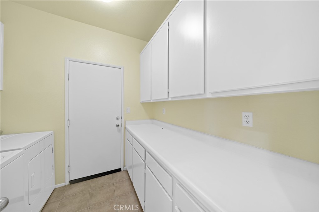 29303 Hidden Lake Drive
