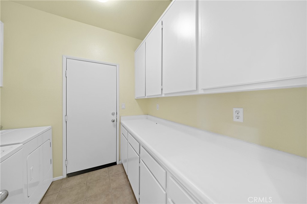 29303 Hidden Lake Drive